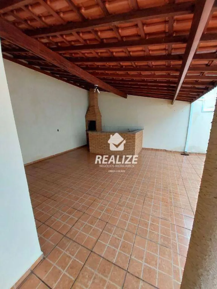 Casa, 3 quartos, 170 m² - Foto 2