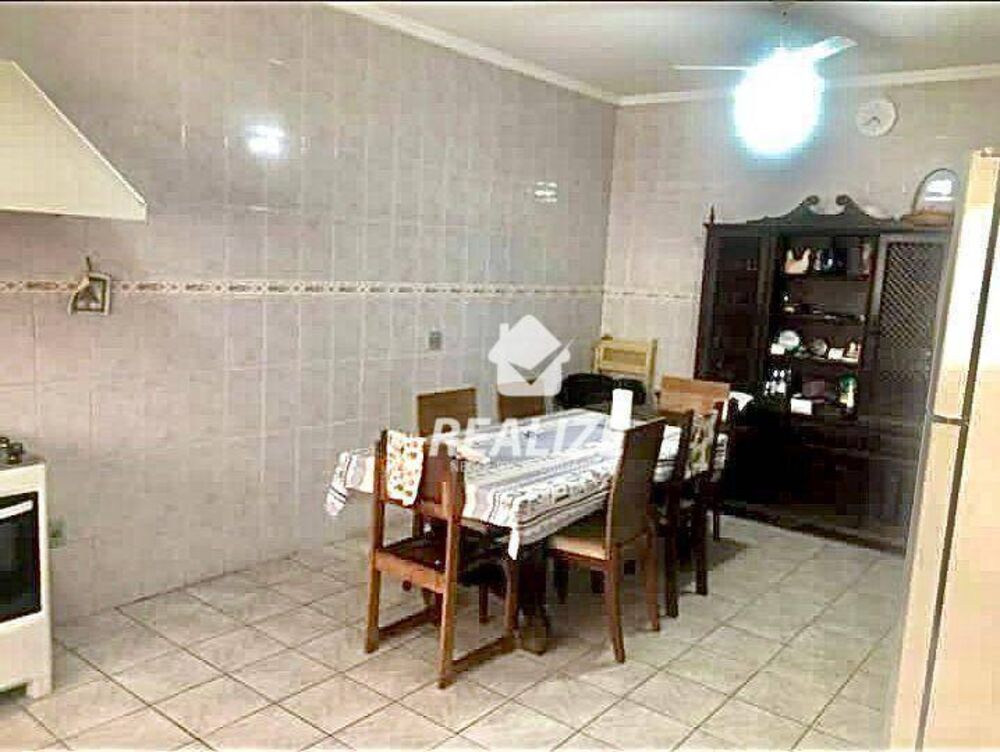 Casa à venda com 4 quartos, 308m² - Foto 4