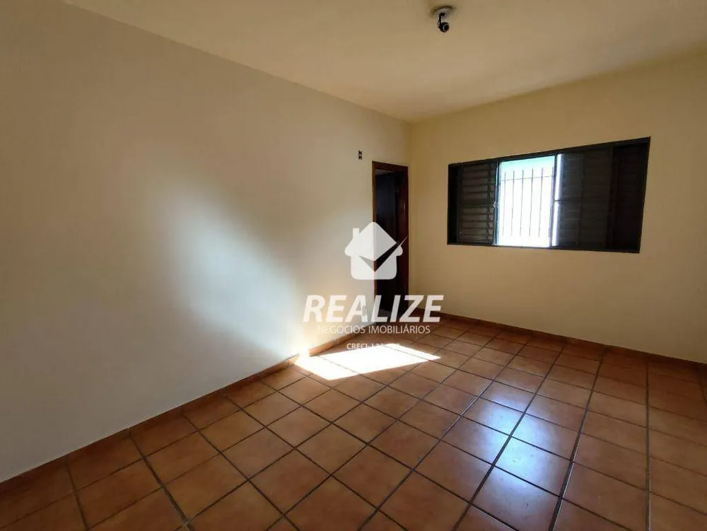 Casa, 2 quartos, 200 m² - Foto 2