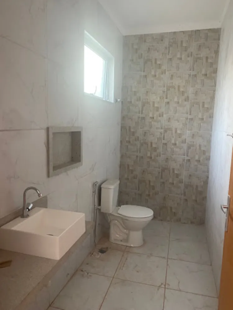 Casa, 2 quartos, 180 m² - Foto 1