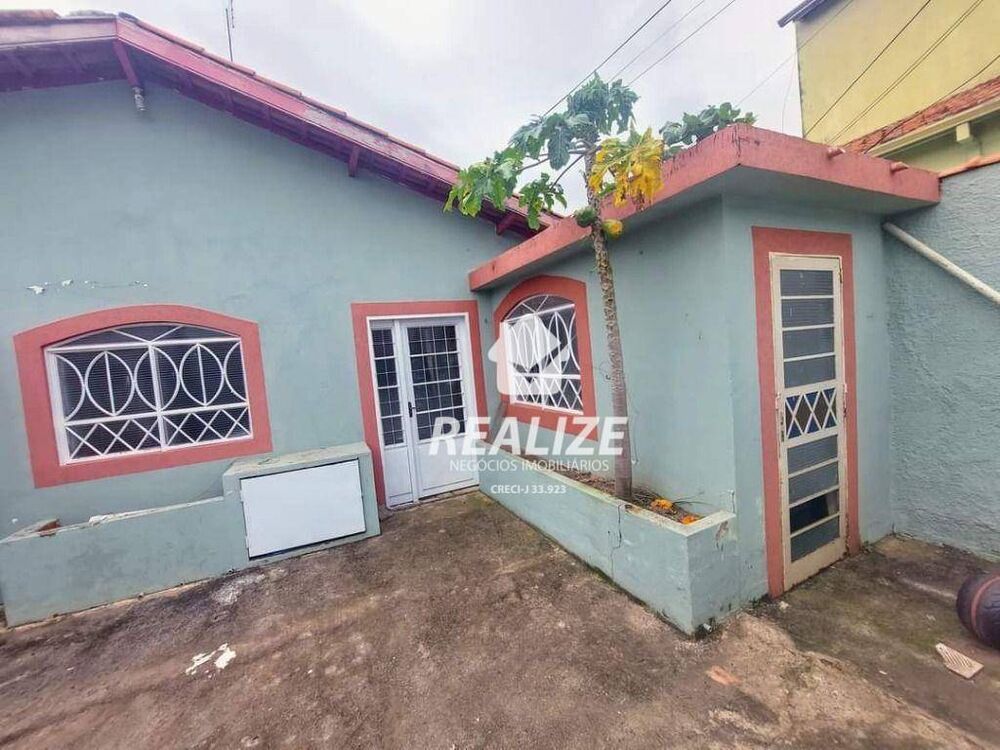 Casa, 3 quartos, 70 m² - Foto 1