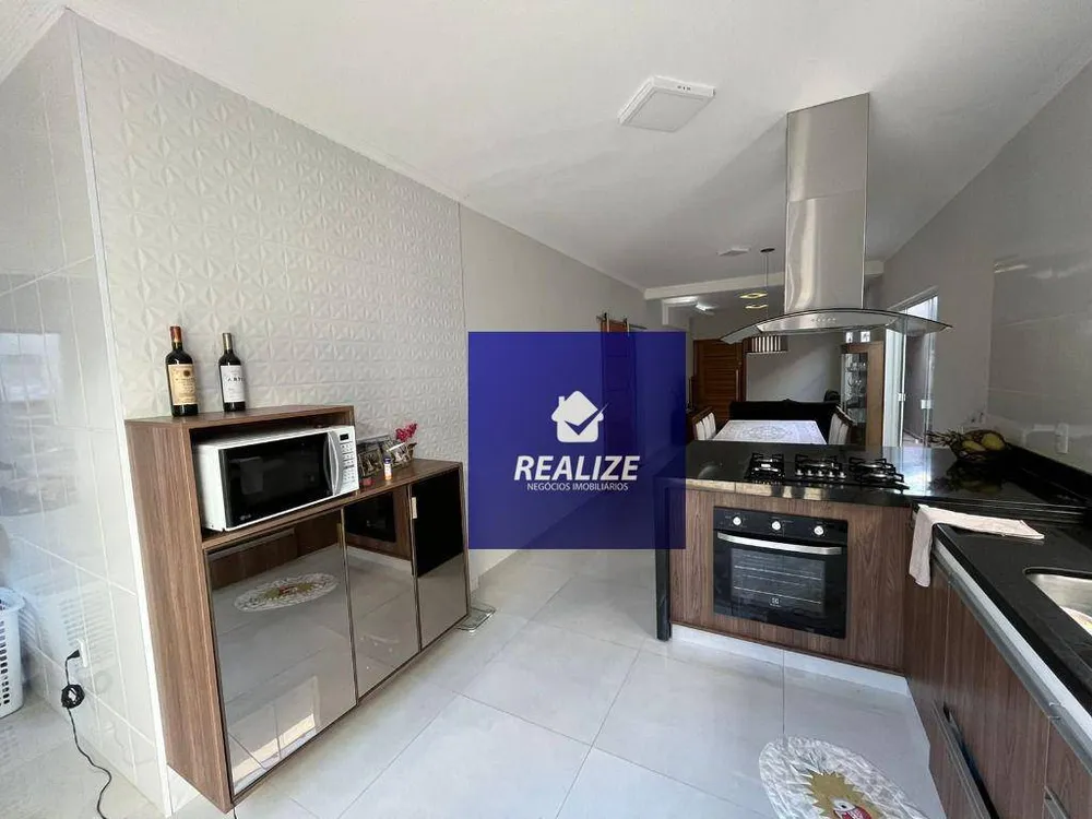 Casa, 3 quartos, 200 m² - Foto 2