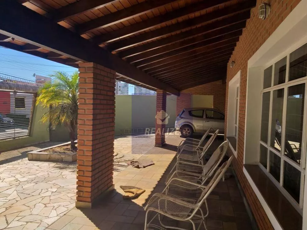 Sobrado, 4 quartos, 420 m² - Foto 1