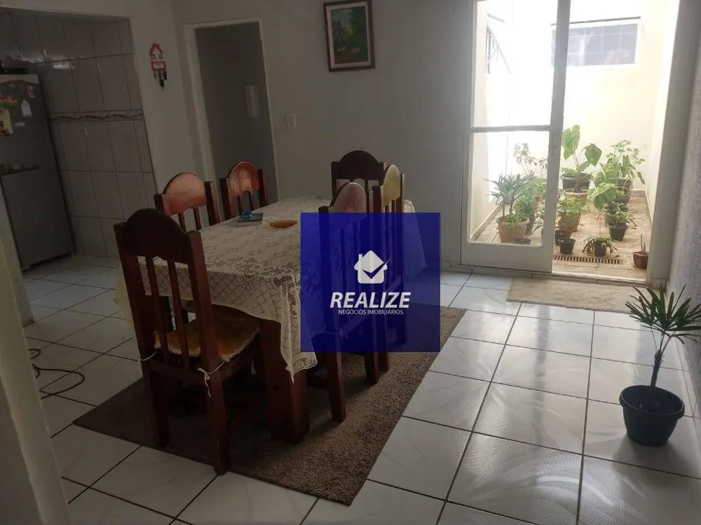 Casa, 3 quartos, 175 m² - Foto 4