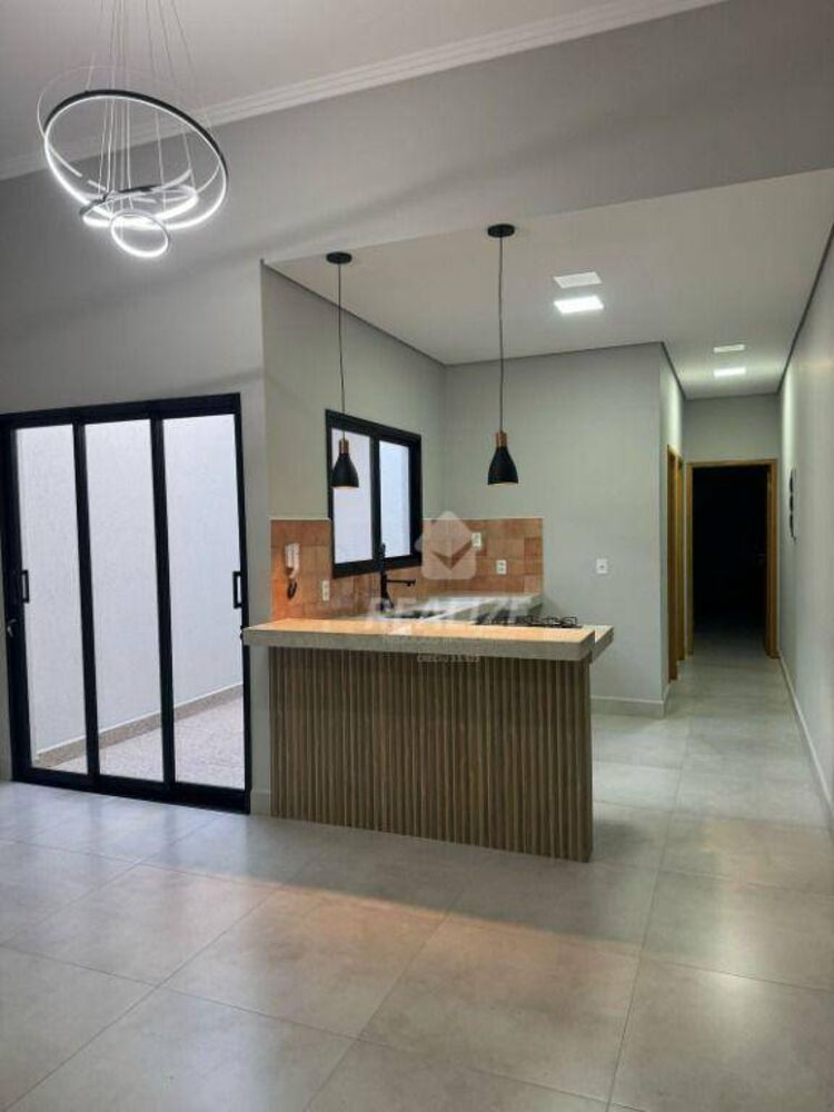 Casa à venda com 2 quartos, 110m² - Foto 8