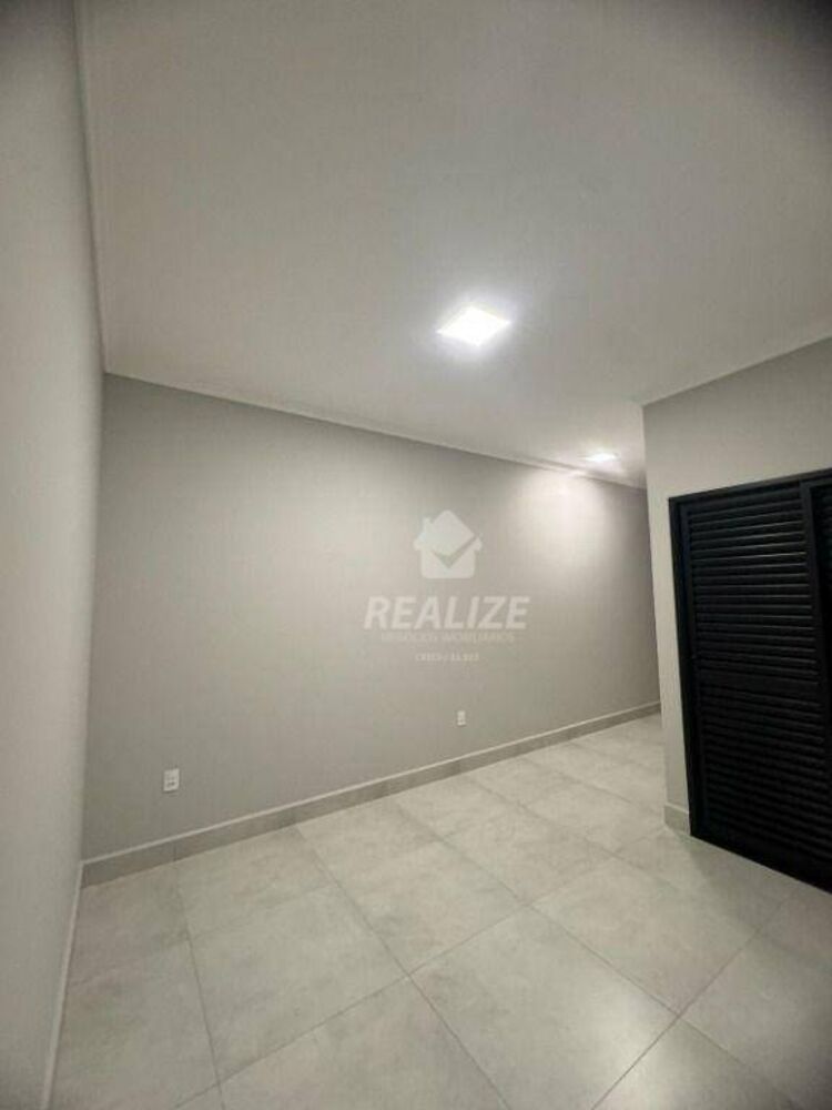 Casa à venda com 2 quartos, 110m² - Foto 16