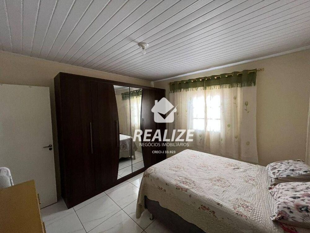Chácara à venda com 3 quartos, 200m² - Foto 3