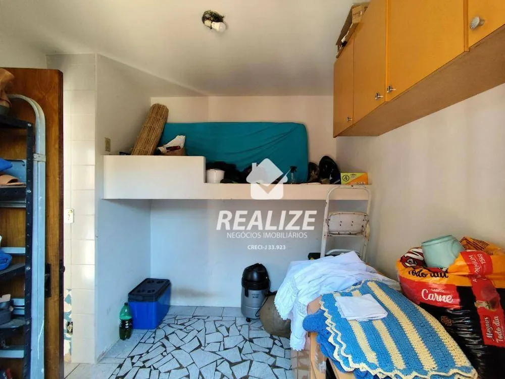 Casa, 3 quartos, 199 m² - Foto 2
