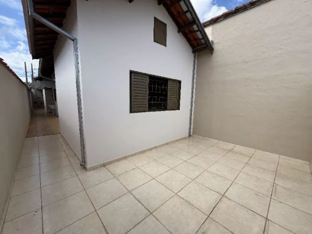 Casa à venda com 2 quartos, 80m² - Foto 8