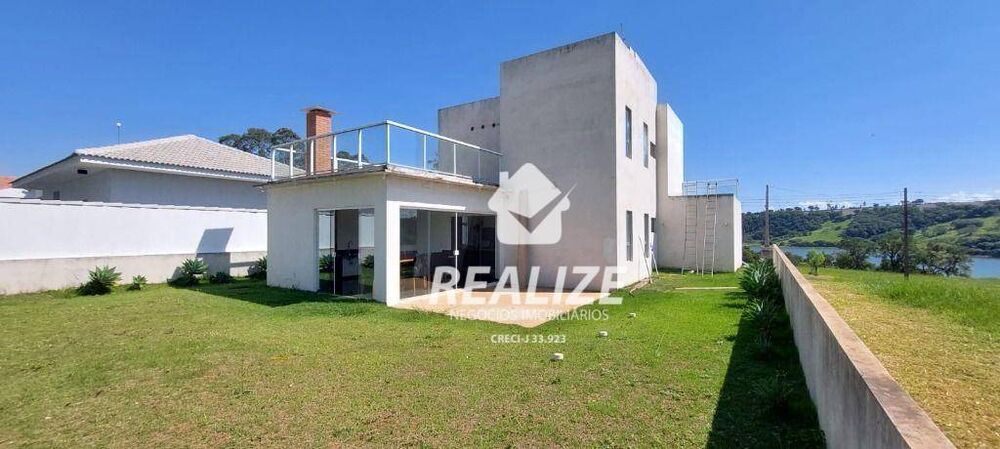 Sobrado à venda e aluguel com 3 quartos, 200m² - Foto 2