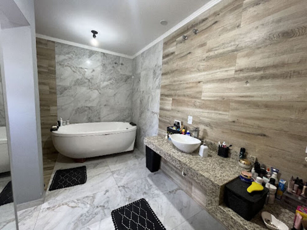 Casa de Condomínio à venda com 3 quartos, 200m² - Foto 11