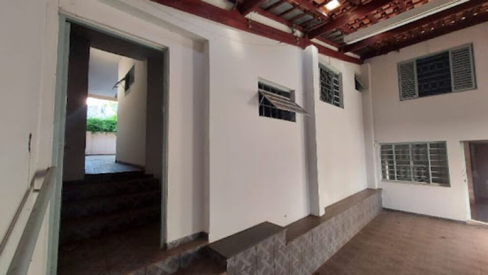 Casa à venda com 4 quartos, 265m² - Foto 6