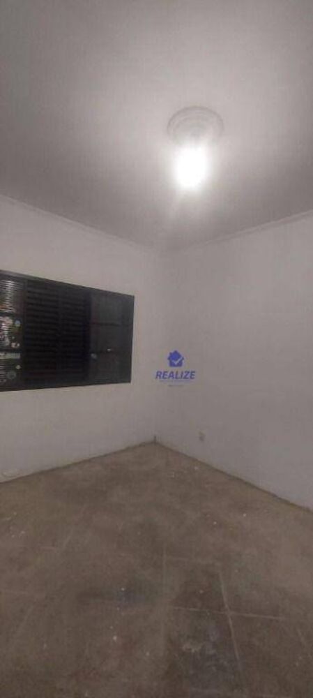Casa à venda com 1 quarto, 275m² - Foto 8