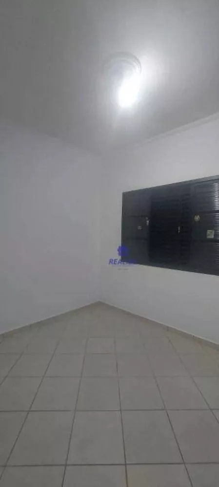 Casa, 1 quarto, 275 m² - Foto 12