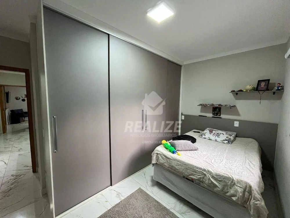 Casa, 3 quartos, 210 m² - Foto 4