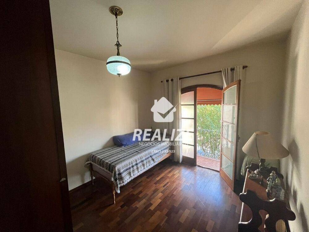 Casa, 3 quartos, 159 m² - Foto 1