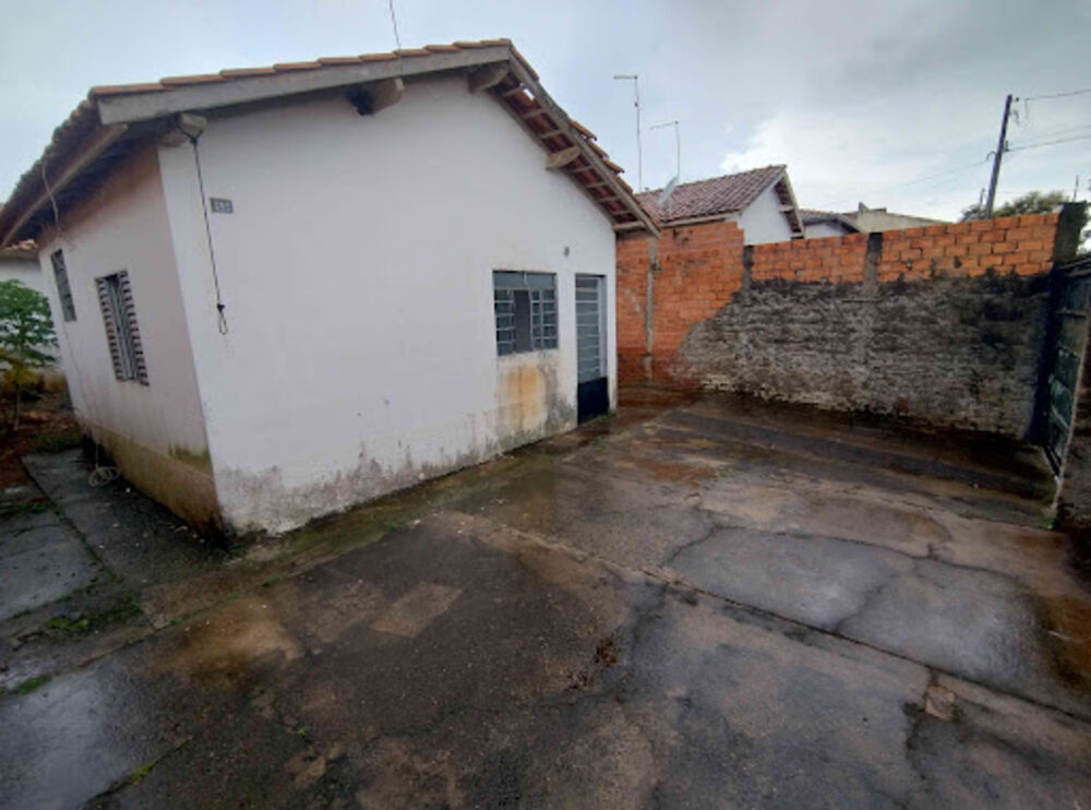 Casa à venda com 2 quartos, 90m² - Foto 8
