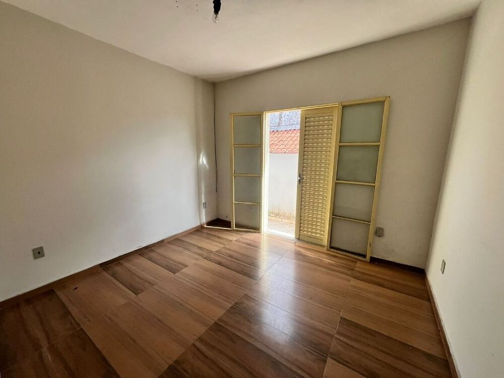 Casa, 5 quartos, 158 m² - Foto 5