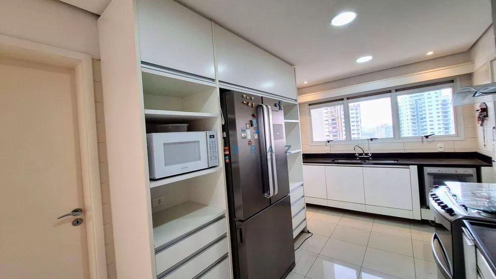 Apartamento, 4 quartos, 211 m² - Foto 2