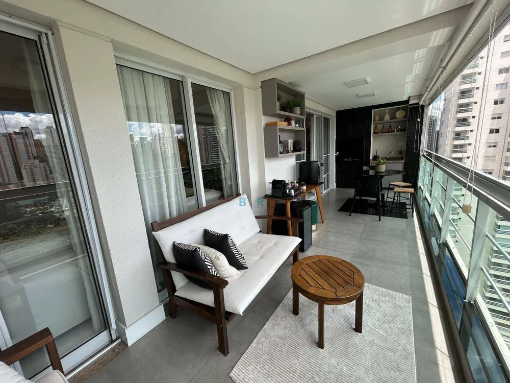 Apartamento, 3 quartos, 142 m² - Foto 2