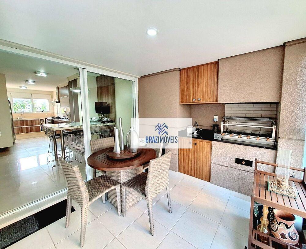 Apartamento, 3 quartos, 211 m² - Foto 1