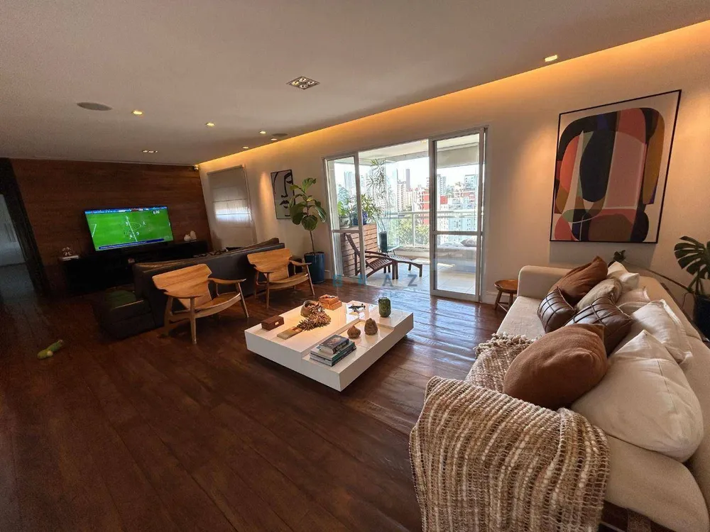 Apartamento, 3 quartos, 201 m² - Foto 1