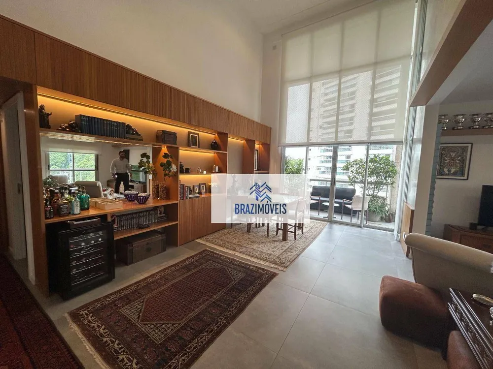 Apartamento, 3 quartos, 142 m² - Foto 1