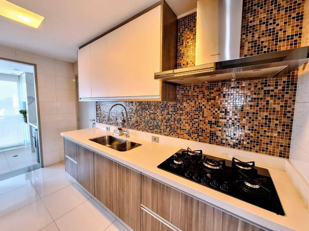 Apartamento, 3 quartos, 138 m² - Foto 1