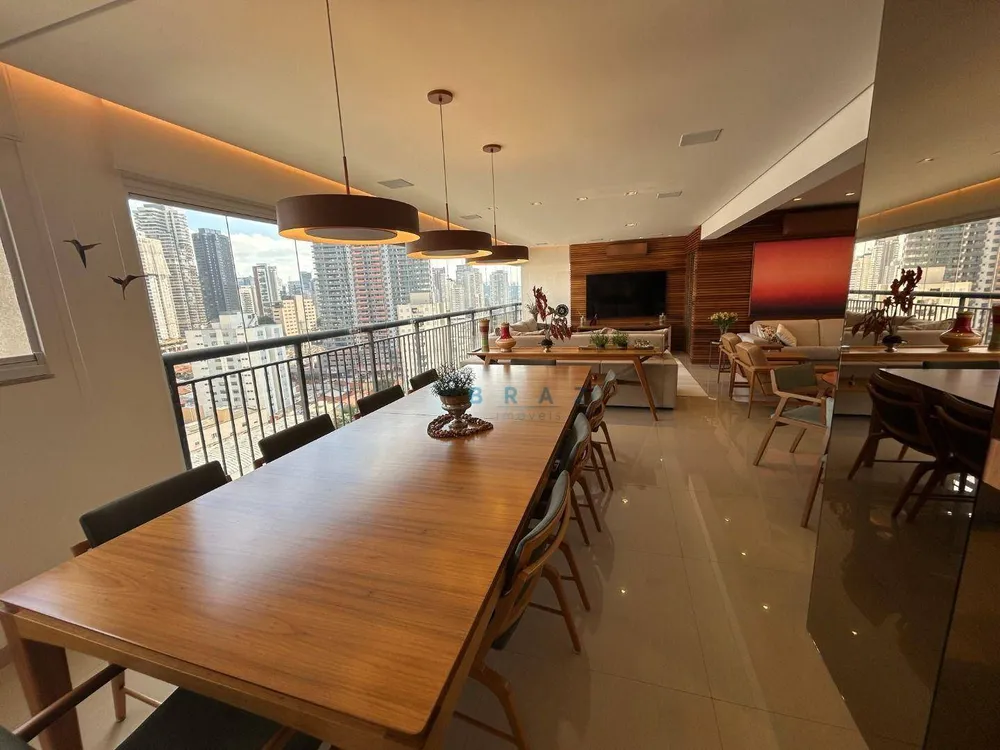 Apartamento, 4 quartos, 213 m² - Foto 1