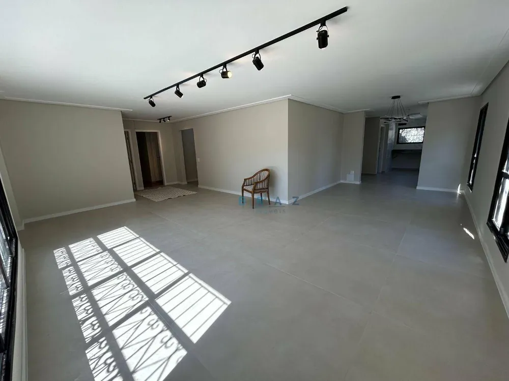 Apartamento, 3 quartos, 180 m² - Foto 3