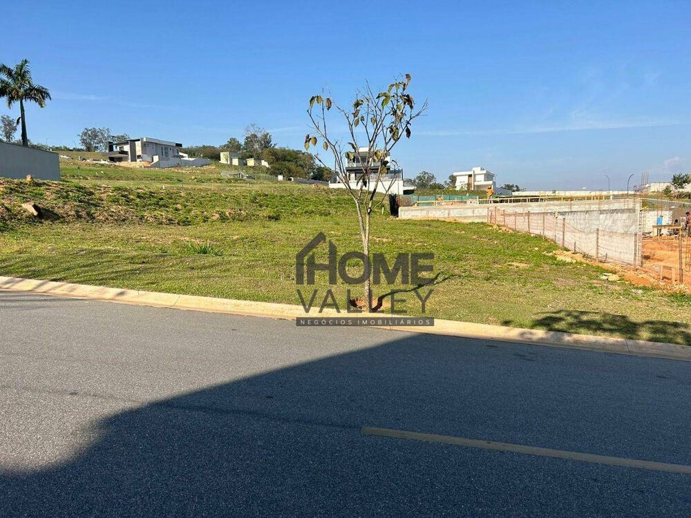 Loteamento e Condomínio, 600 m² - Foto 1