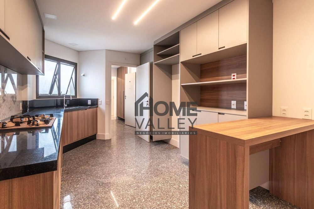 Apartamento, 4 quartos, 244 m² - Foto 12