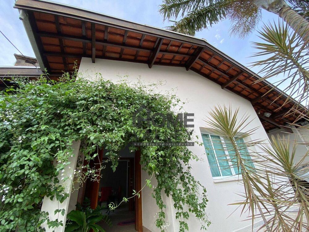 Casa, 3 quartos, 179 m² - Foto 1