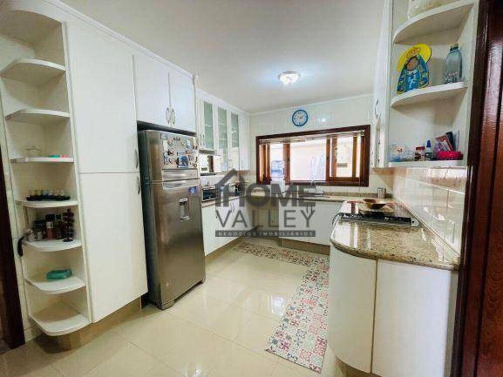 Casa, 3 quartos, 333 m² - Foto 4