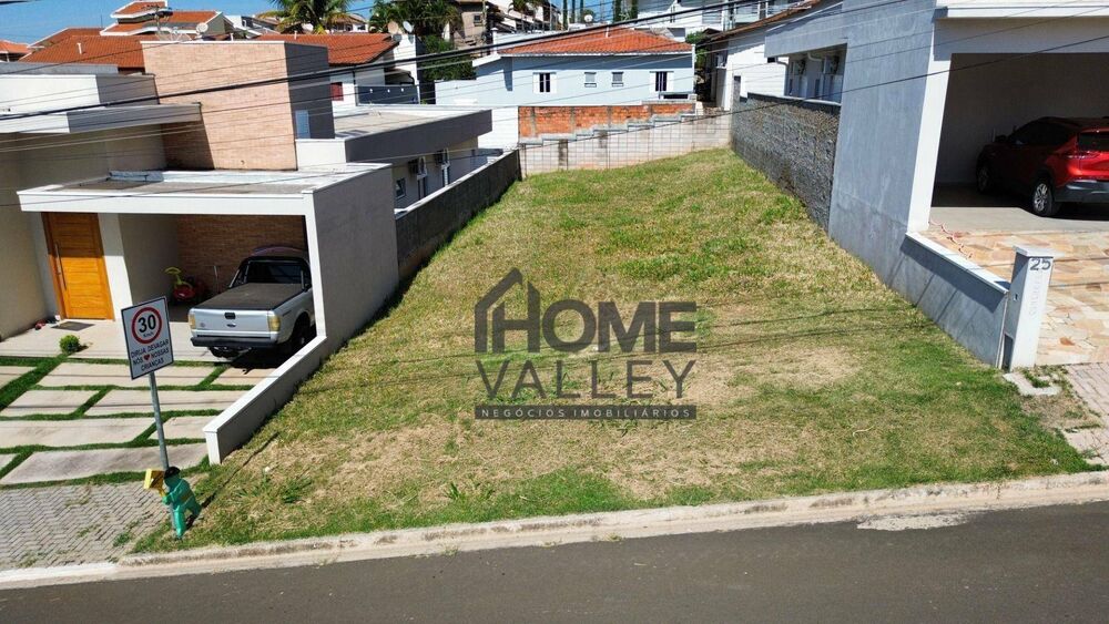 Loteamento e Condomínio, 300 m² - Foto 1