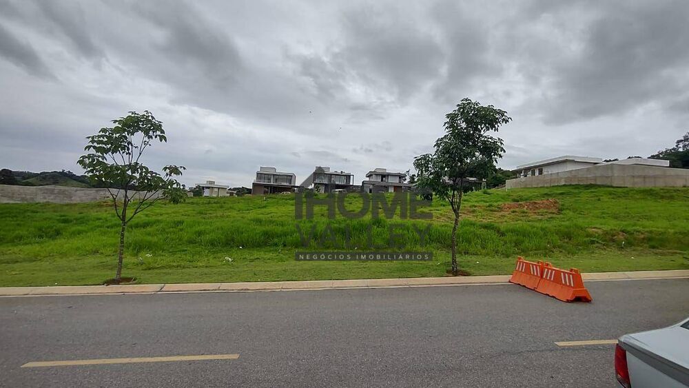 Loteamento e Condomínio, 605 m² - Foto 1