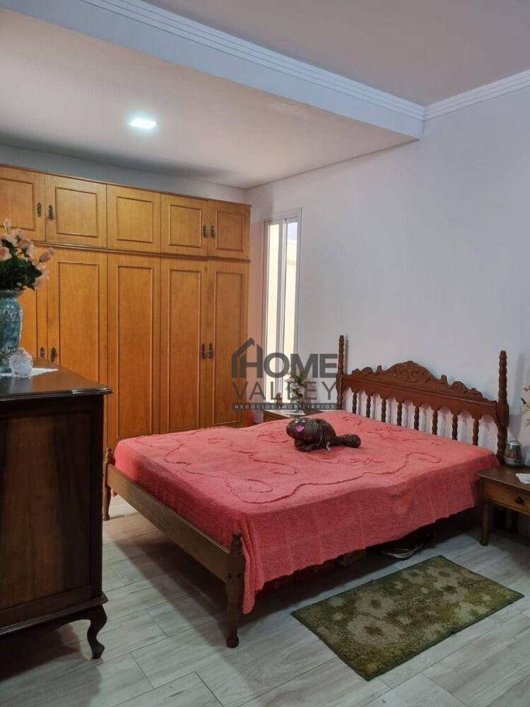Casa de Condomínio à venda e aluguel com 4 quartos, 315m² - Foto 4