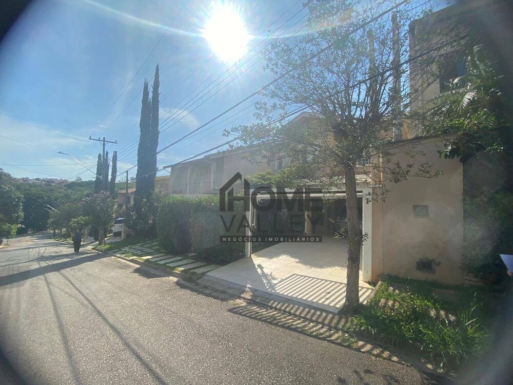 Casa de Condomínio à venda com 4 quartos, 220m² - Foto 5