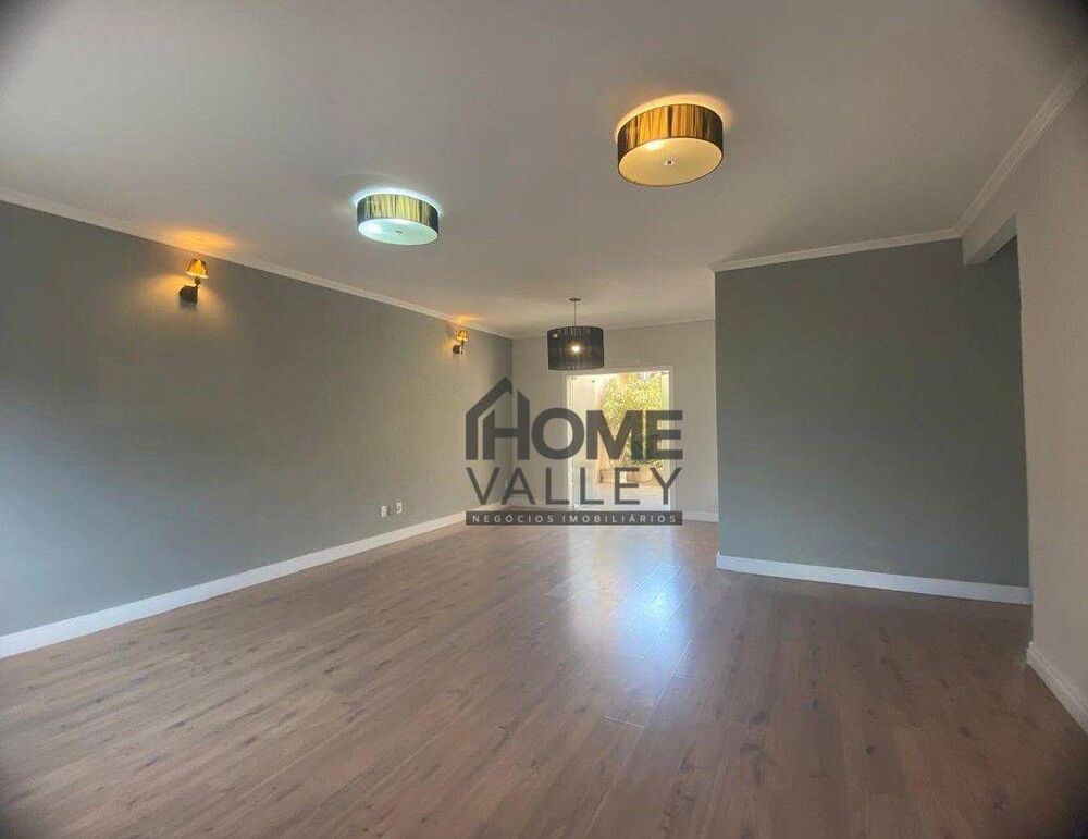 Casa de Condomínio à venda com 4 quartos, 220m² - Foto 7