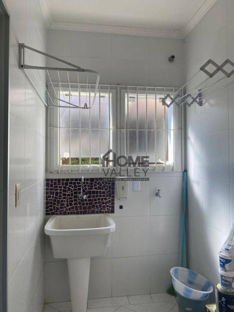 Casa de Condomínio à venda com 4 quartos, 220m² - Foto 15