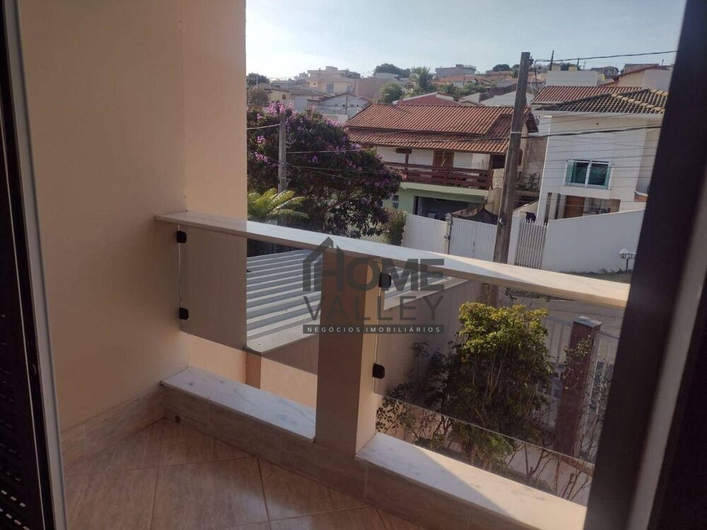 Casa à venda com 3 quartos, 142m² - Foto 14