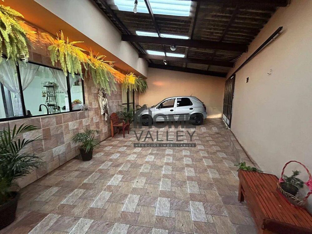 Casa, 3 quartos, 270 m² - Foto 3