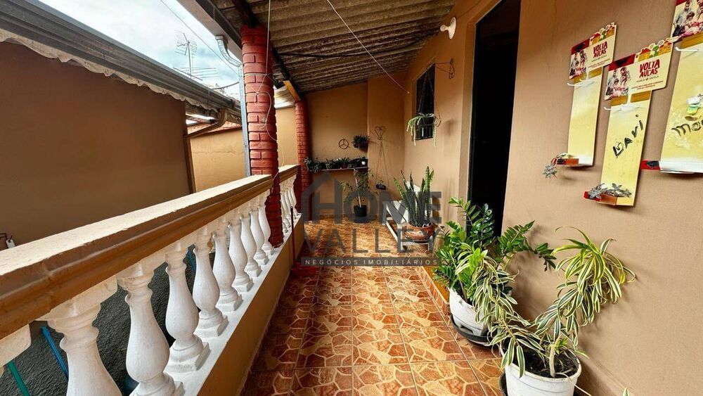 Casa, 3 quartos, 180 m² - Foto 2