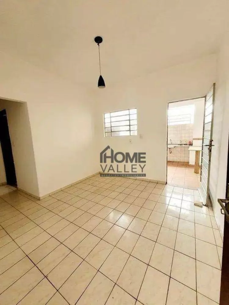 Casa à venda com 2 quartos, 120m² - Foto 3