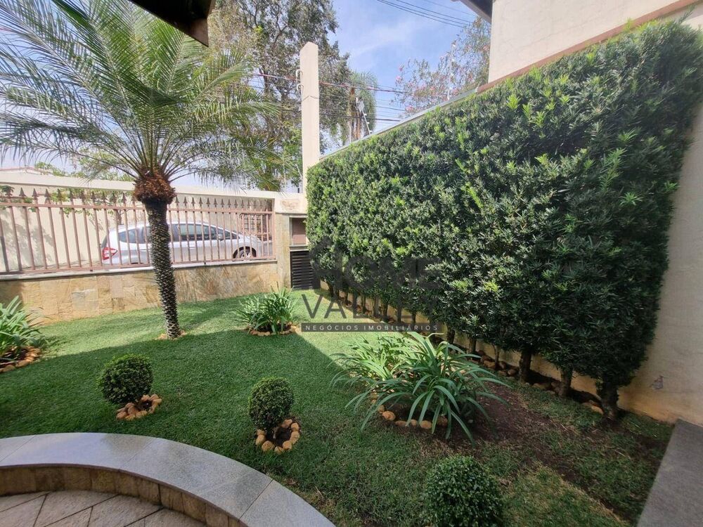 Casa, 3 quartos, 211 m² - Foto 3