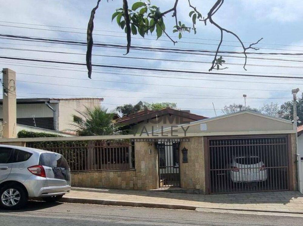 Casa, 3 quartos, 211 m² - Foto 2