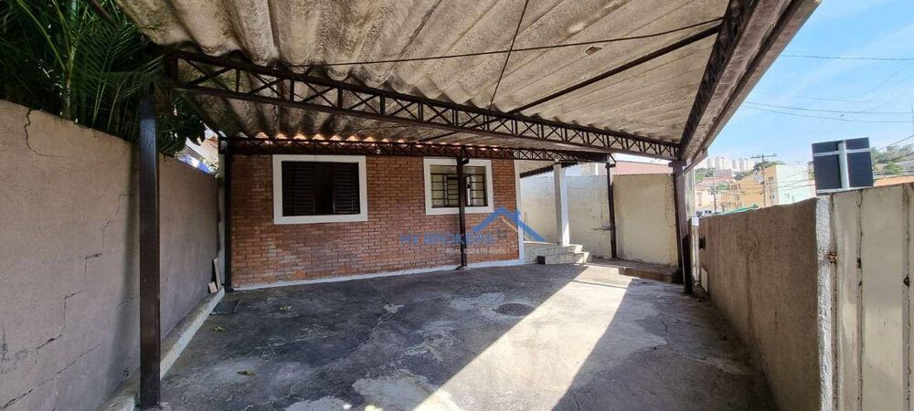 Casa à venda com 5 quartos, 200m² - Foto 3