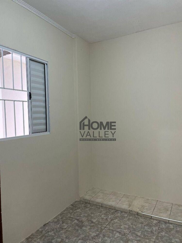 Casa para alugar com 3 quartos, 120m² - Foto 9