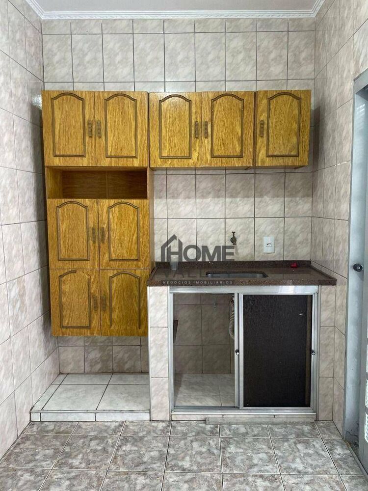 Casa para alugar com 3 quartos, 120m² - Foto 10