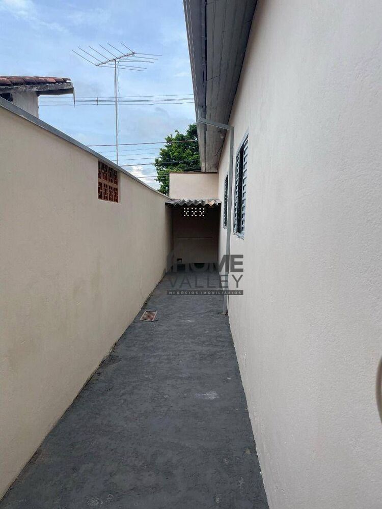 Casa para alugar com 3 quartos, 120m² - Foto 11
